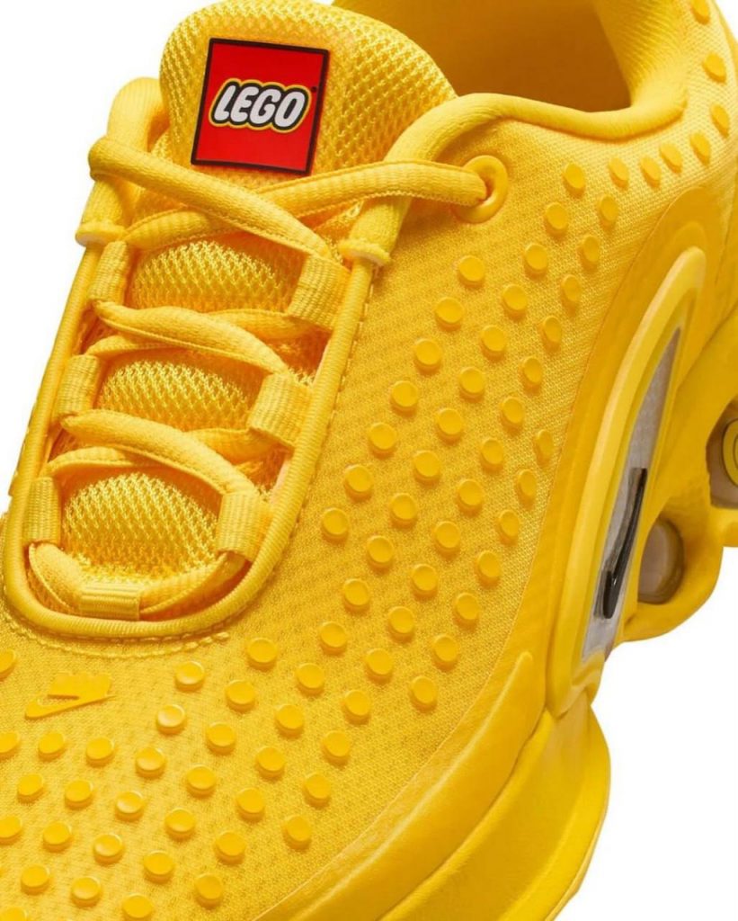 Яскрава колаборація: Nike і LEGO презентували першу модель кросівок