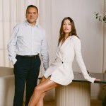 Голова правління та генеральний директор e.l.f. Beauty Таранг Амін та засновниця Rhode Island Гейлі Бібер (Фото: e.l.f. Beauty)
