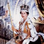 Королева і мода: Букінгемський палац анонсував виставку про стиль Єлизавети…