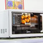 Маленька хитрість з мікрохвильовою піччю: очистіть її за 5 хвилин…