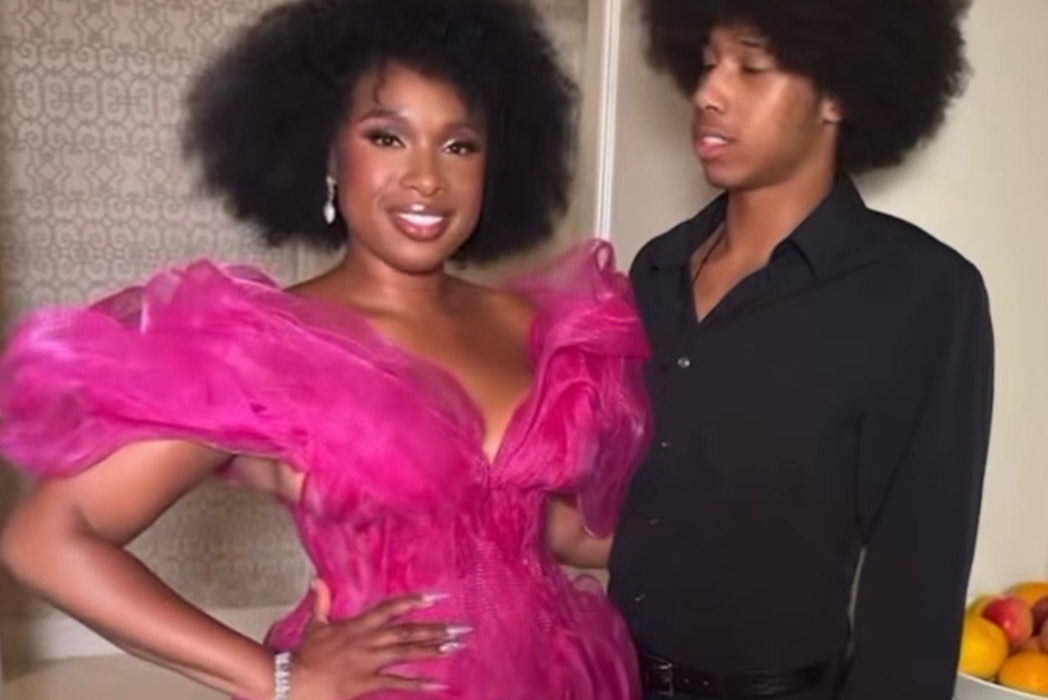 Помічено: Дженніфер Гадсон на гала-вечорі Whitney Houston у сукні Lever Couture