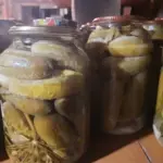Що приховують бабусині рецепти: несподівані інгредієнти для хрустких огірків