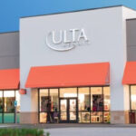 Ulta Beauty підвищує прогноз на весь рік, оскільки продажі зросли…