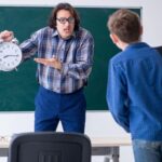Запізнення до школи. Чи можна їх припинити без жорстких заходів?