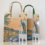 Rissmann демонструє свою майстерність зі спеціальною сумкою для покупок Luxe Pack Monaco (Фото: Rissmann)