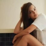 Емілі Ратажковськи опублікувала рідкісне домашнє селфі – як живе зірка