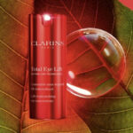 Фарба для очей Clarins Total Eye Lift тепер можна поповнювати…