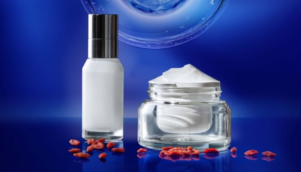 Alpol представляє Exotime, преміальну лінійку засобів догляду за шкірою, призначену для здорового старіння.