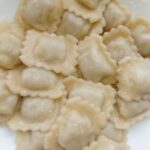 Навіщо варити пельмені в холодній воді: армійський спосіб, який вас…