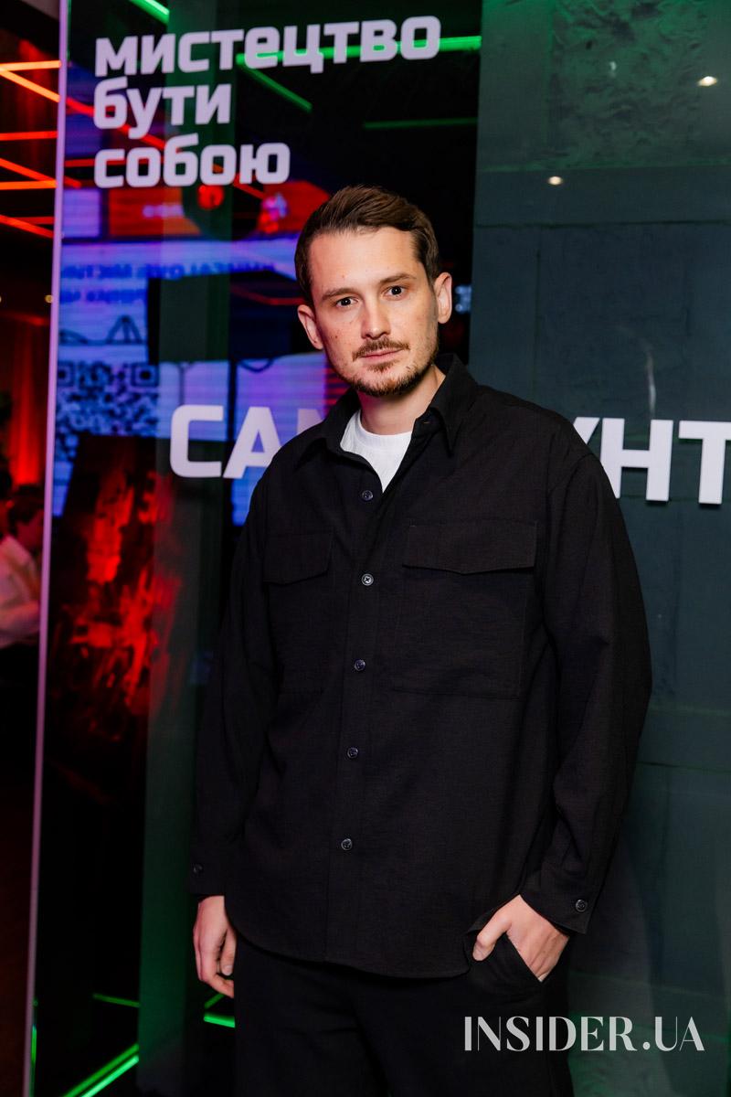 Свято українського слова й благодійності: вечір поезії «Читай серцем»