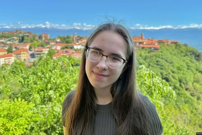 Україночка 55 16-річна українка підкорює космос: дослідження сонячних панелей для космічних місій