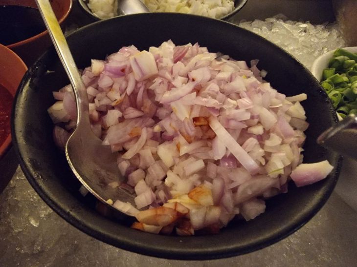 Україночка 97 Секрет ідеального цибулевого супу: чому шеф-кухарі бланшують цибулю перед смаженням