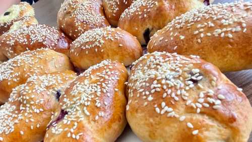 Смакота, яка тане в роті: ніжний пиріг, який готується за лічені хвилини, а гості&hellip;