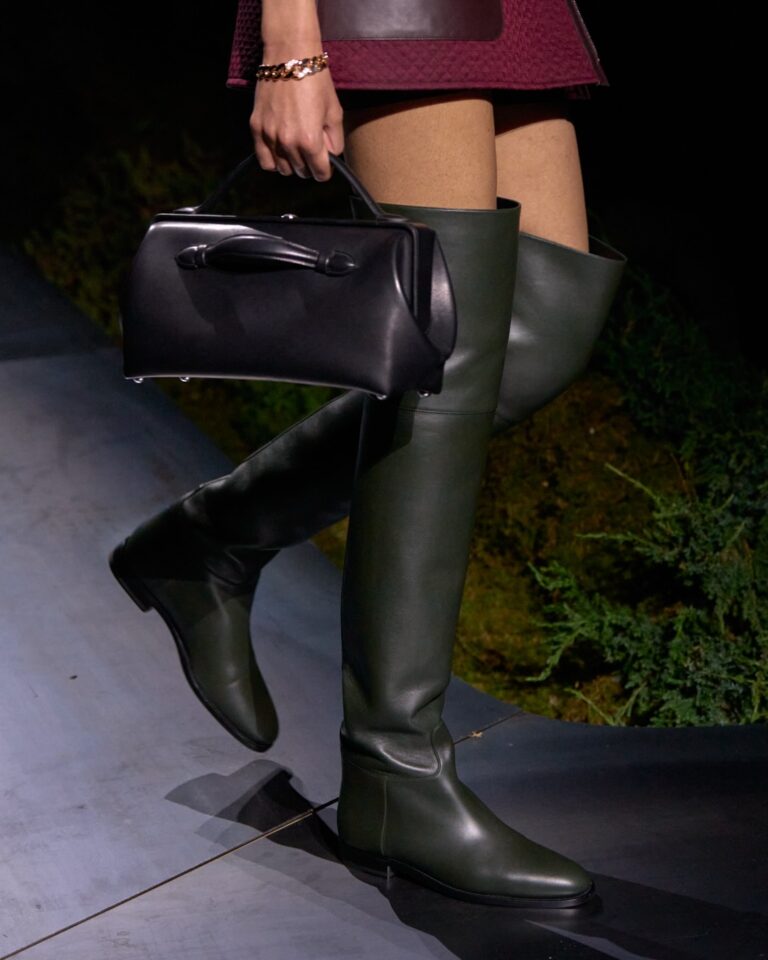 Місячне сяйво та жокейський шик: ваш новий must-have образ від Hermès – фешн-порада сезону FW`2026 13