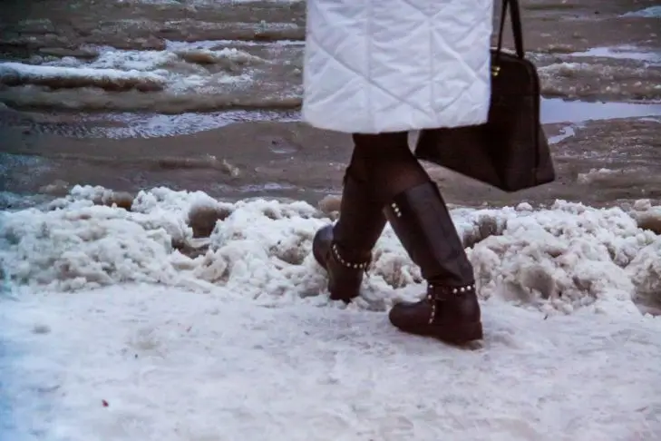 7 геніальних лайфхаків для господинь: що робити зі старими колготками 8