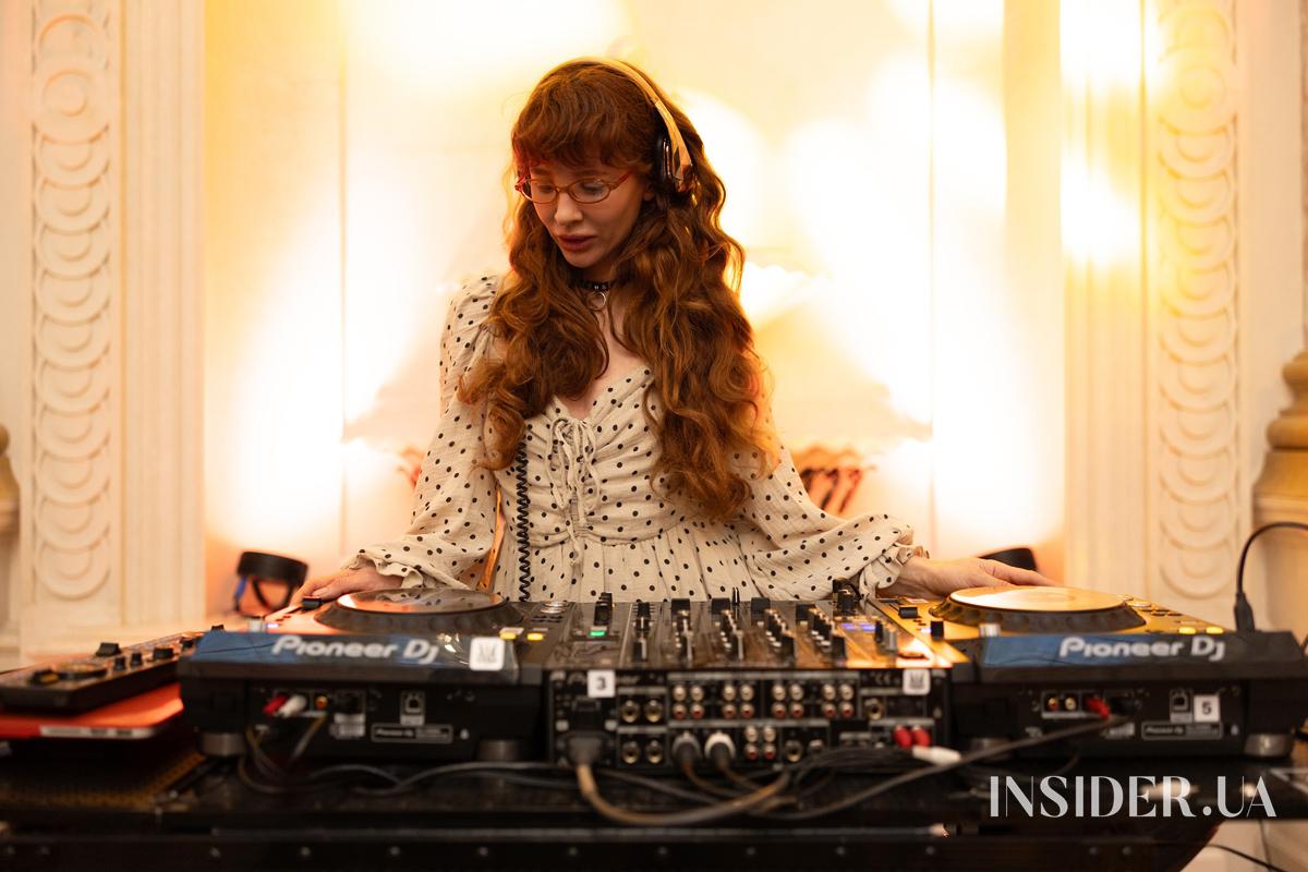 Яна Алтухова