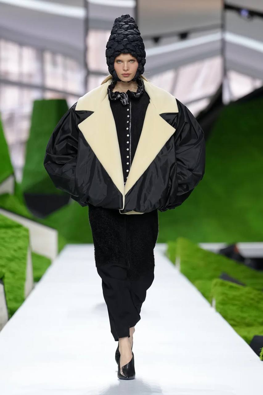 Естетика середохчій та гірких народів у шоу Louis Vuitton