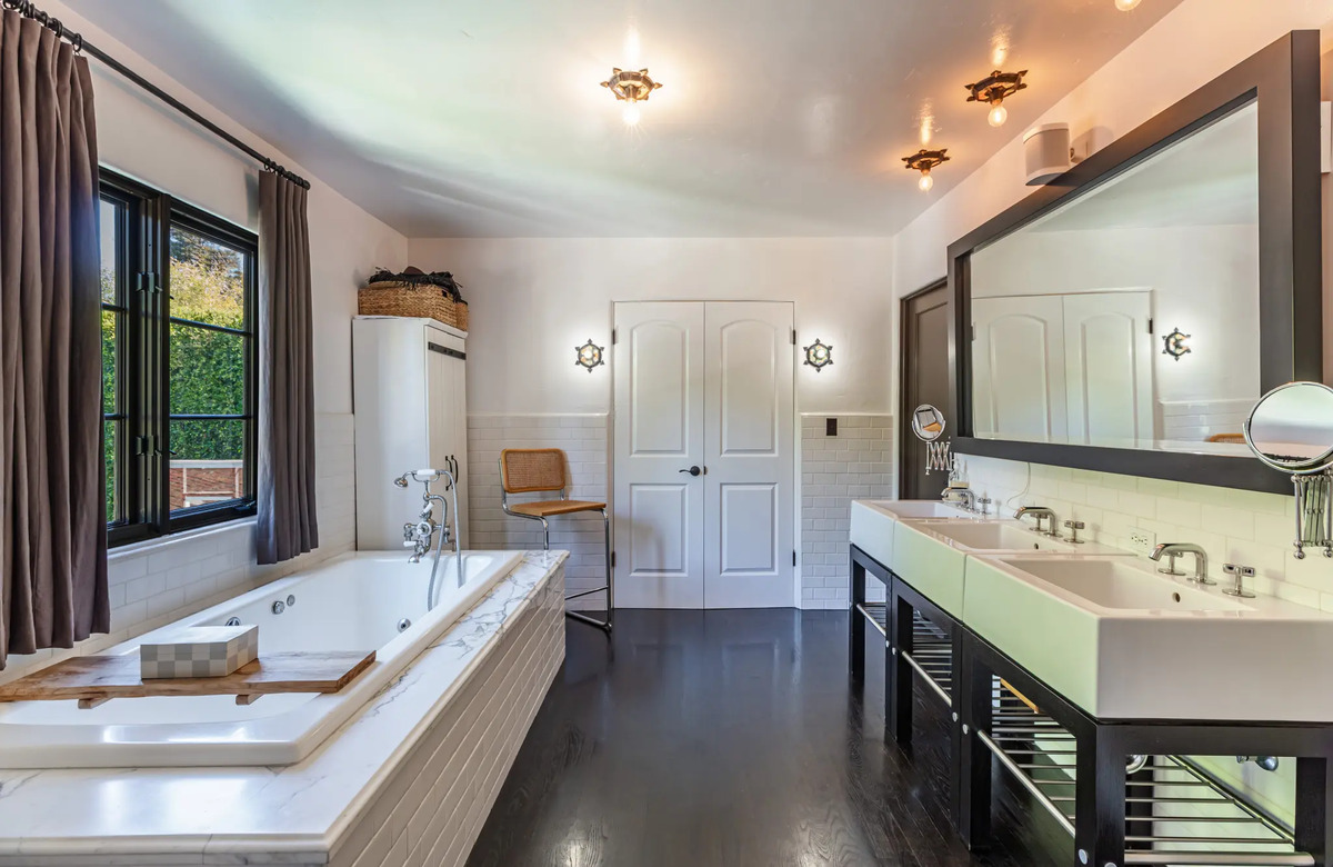 Колишній будинок Даян Кітон виставлено на продаж: розглядаємо інтер'єр