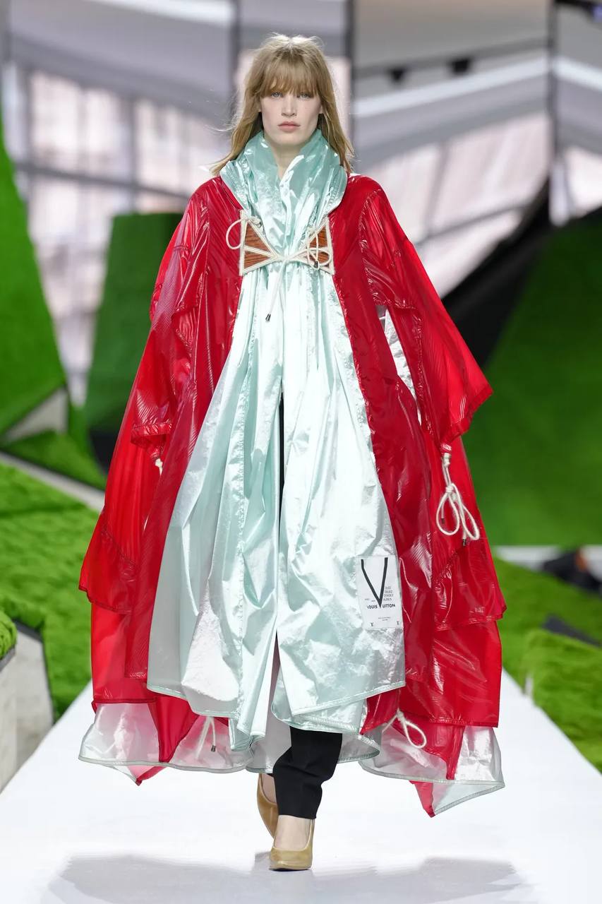 Естетика середохчій та гірких народів у шоу Louis Vuitton