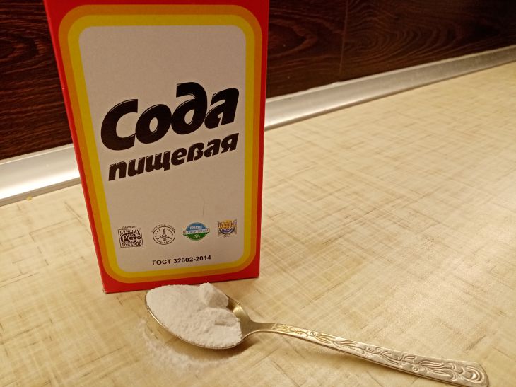 Секрет господинь: як швидко позбутися запаху гарі з каструлі без хімії 32 Секрет господинь: як швидко позбутися запаху гарі з каструлі без хімії 9