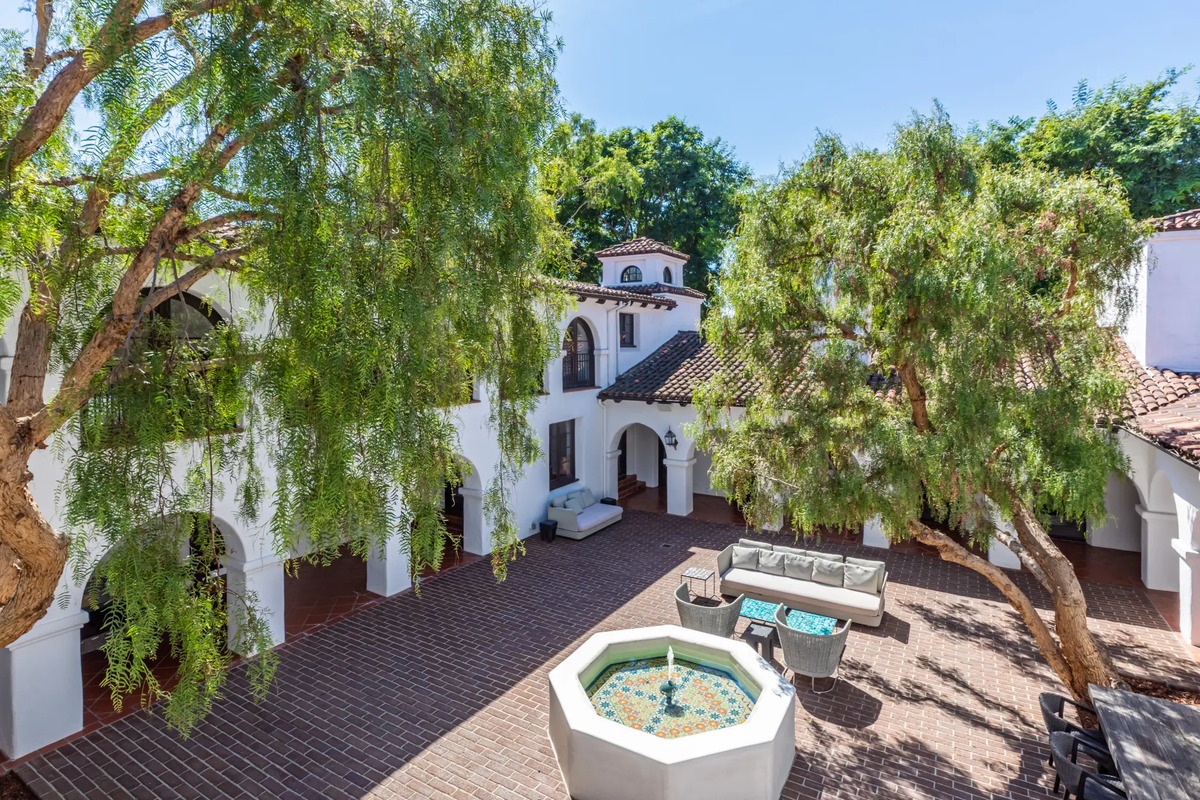 Колишній будинок Даян Кітон виставлено на продаж: розглядаємо інтер'єр