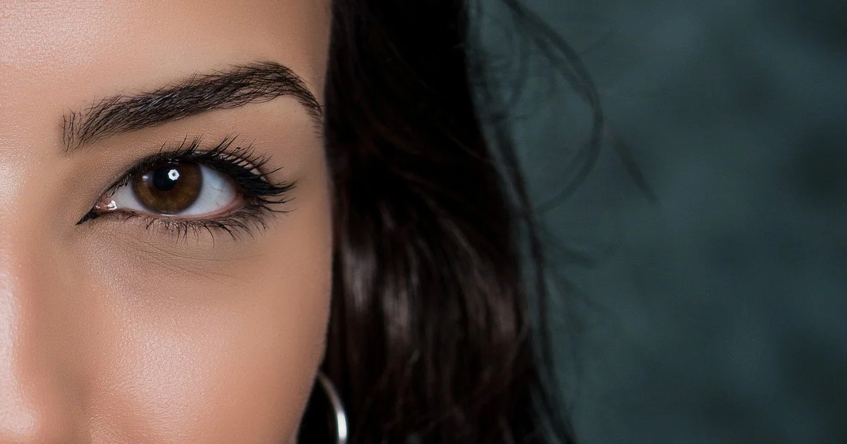 5 помилок із рідким підведенням та як навчитися малювати ідеальні стрілки