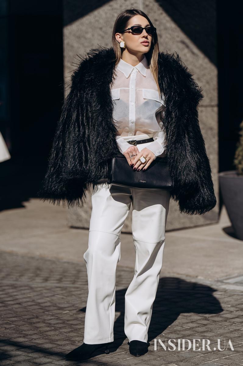 Альона Плахтій