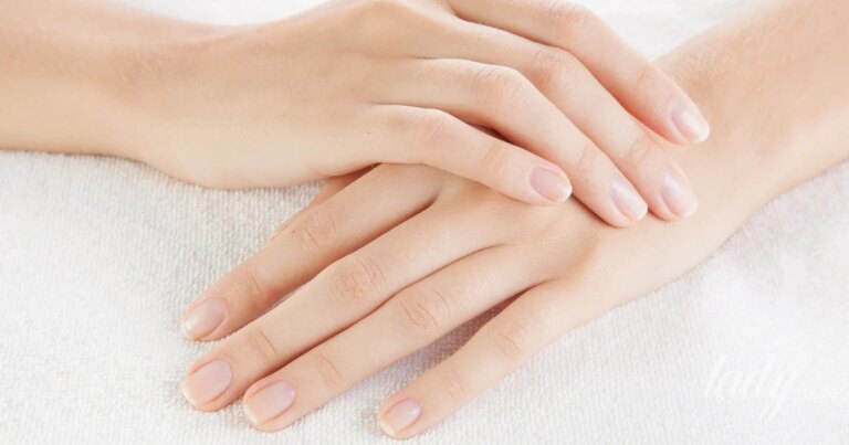 Чому "зелені нігті" стали новим трендом TikTok: що потрібно знати про небезпечну інфекцію 5 Чому "зелені нігті" стали новим трендом TikTok: що потрібно знати про небезпечну інфекцію 5