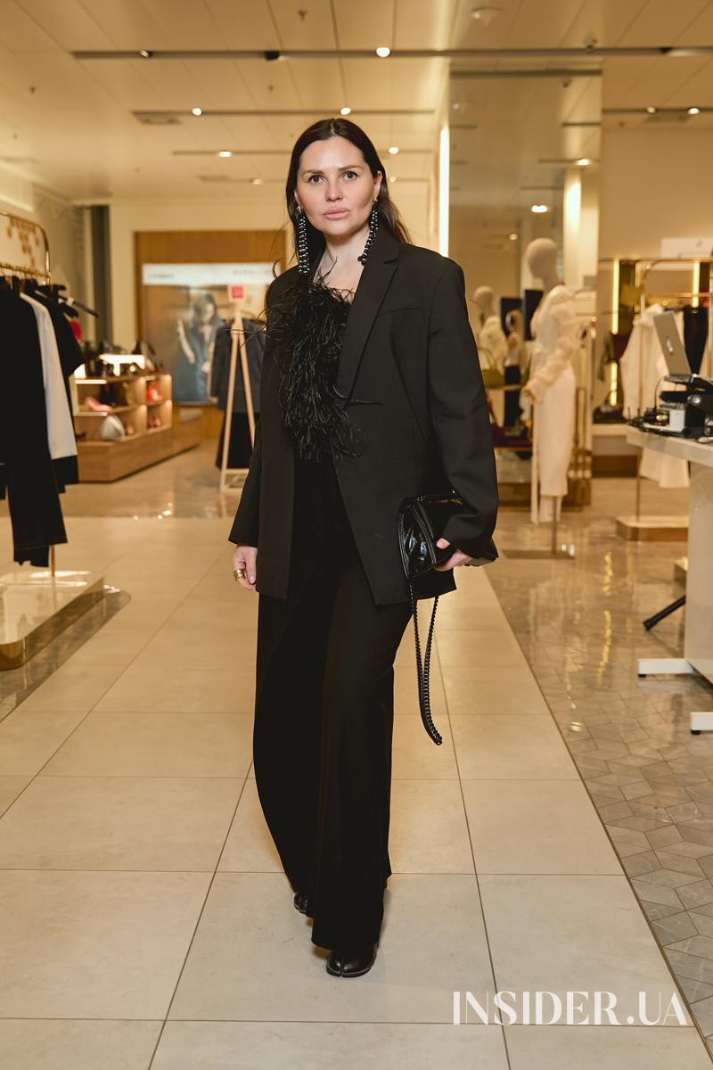 Корсет як нова мова сили та силуєту: SELVAGE Studio дебютував у VSUM Києві