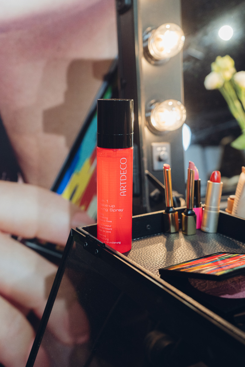 СонЯ Плакидюк та інші гості шоу BOBKOVA SS&rsquo;26: атмосферний вечір у галереї «Лавра»