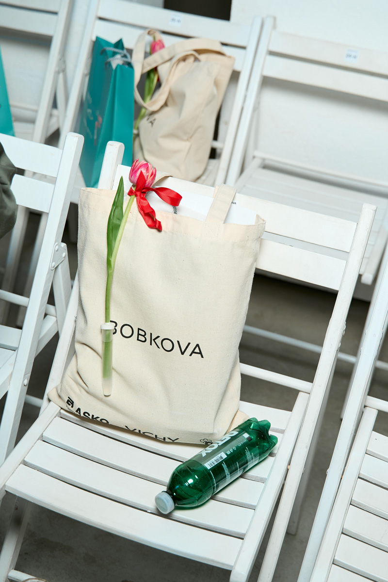 СонЯ Плакидюк та інші гості шоу BOBKOVA SS&rsquo;26: атмосферний вечір у галереї «Лавра»