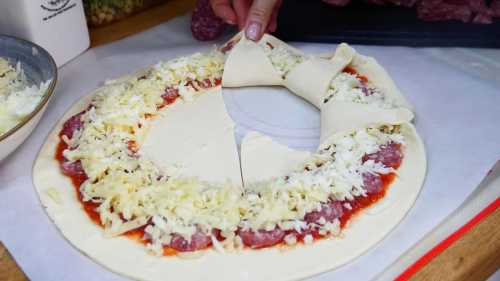 Великодній вінок: ніжна святкова смакота, від якої гості будуть у захваті! Швидкий рецепт з секретом приготування. 4 Великодній вінок: ніжна святкова смакота, від якої гості будуть у захваті! Швидкий рецепт з секретом приготування. 4