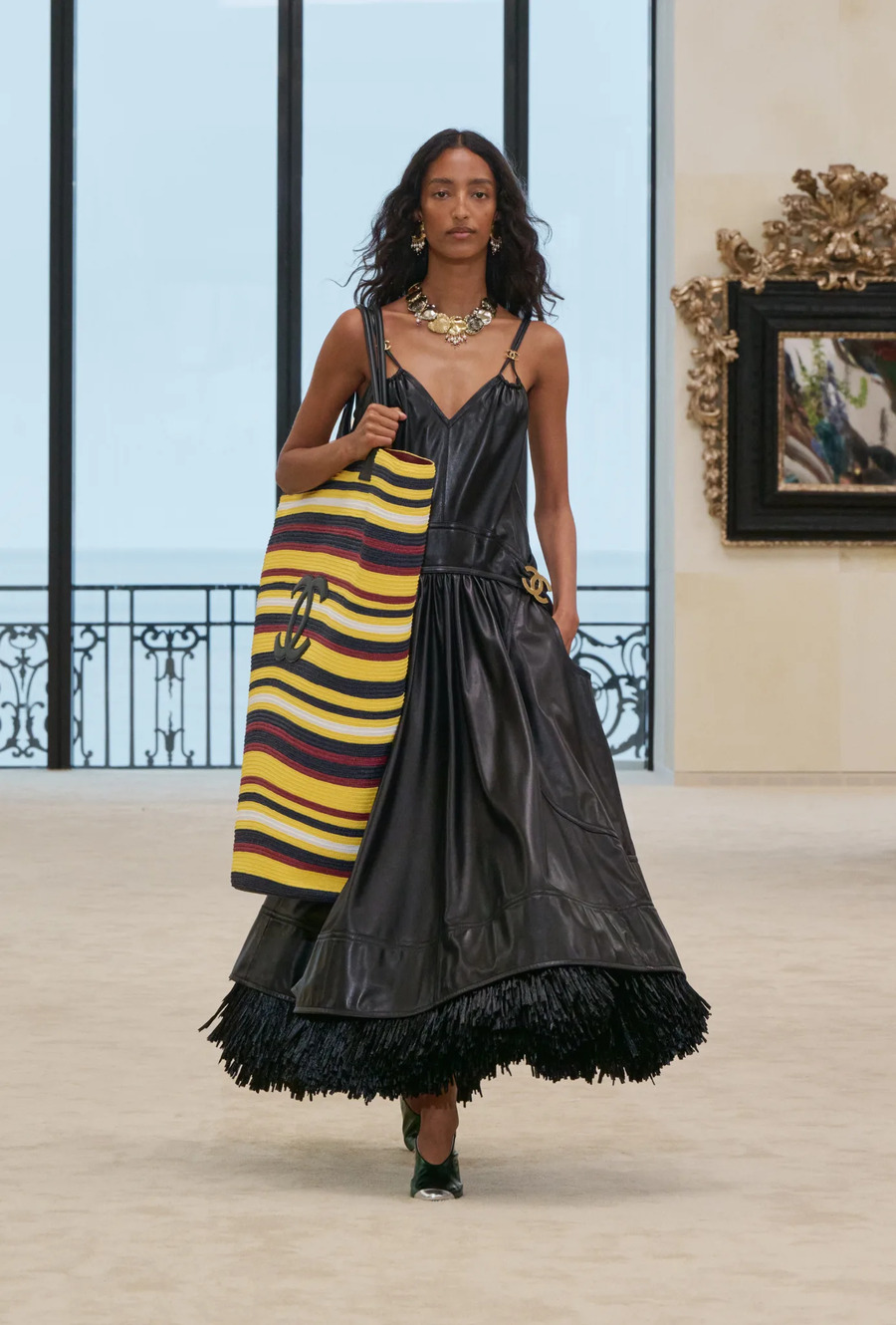 Чим запам’яться перший круїзний показ Матіє Блазі для Chanel