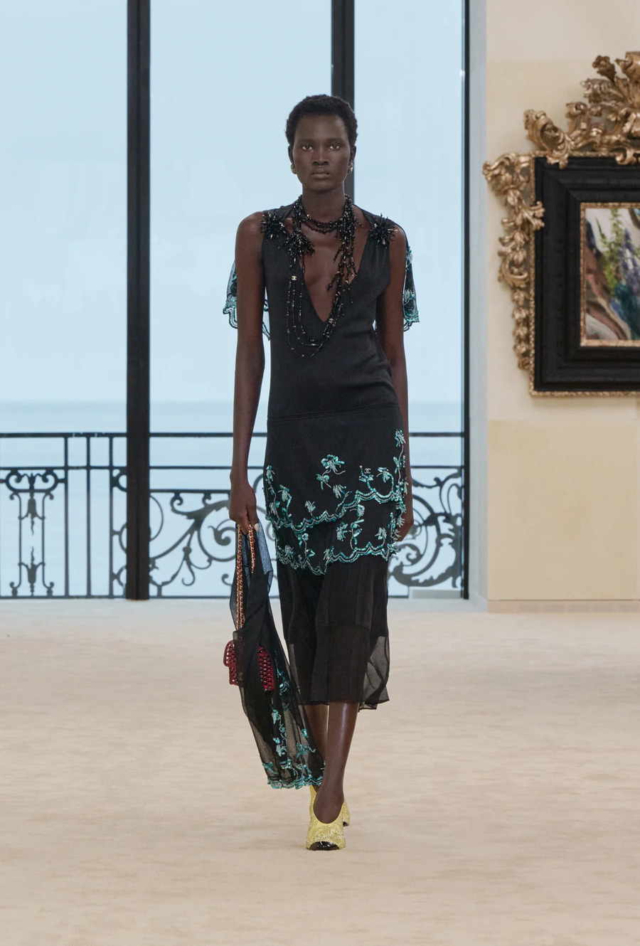 Чим запам’яться перший круїзний показ Матіє Блазі для Chanel