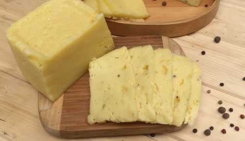 Ніжний домашній сир з дивовижними “дірочками”: швидкий рецепт корисної смакоти, гості будуть у захваті!&hellip;