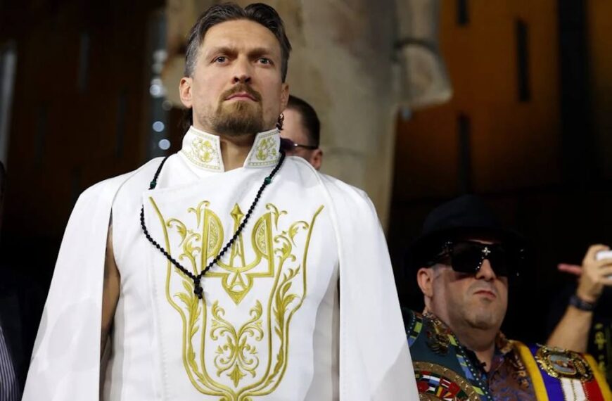 Усик в Damirli: фешн-символізм на тлі спортивної битви.