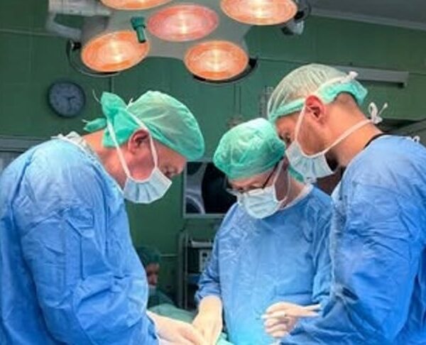 Смертельно небезпечна знахідка: українка роками носила в собі ртутний термометр