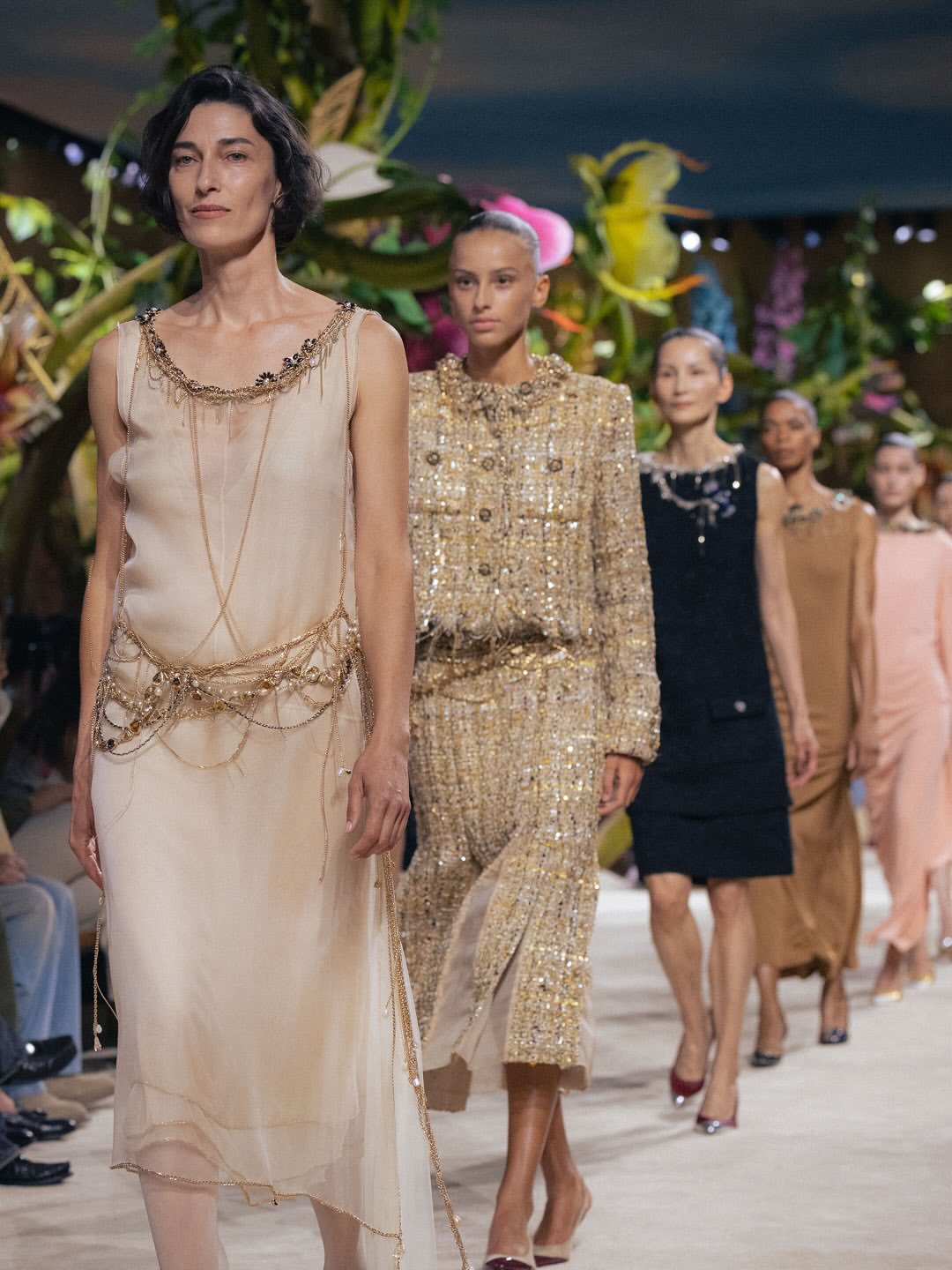 Казковий сад і архів Chanel: Матьє Блазі представив нову кутюрну колекцію