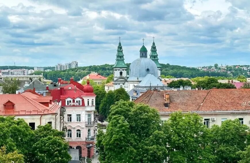 15 серпня: Як Тернопіль відзначає свій день, поєднуючи історію, традиції та силу єдності