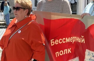 Розшифровано: Чому Бандера на "Безсмертному полку" в Німеччині — загадка, що шокує! 6