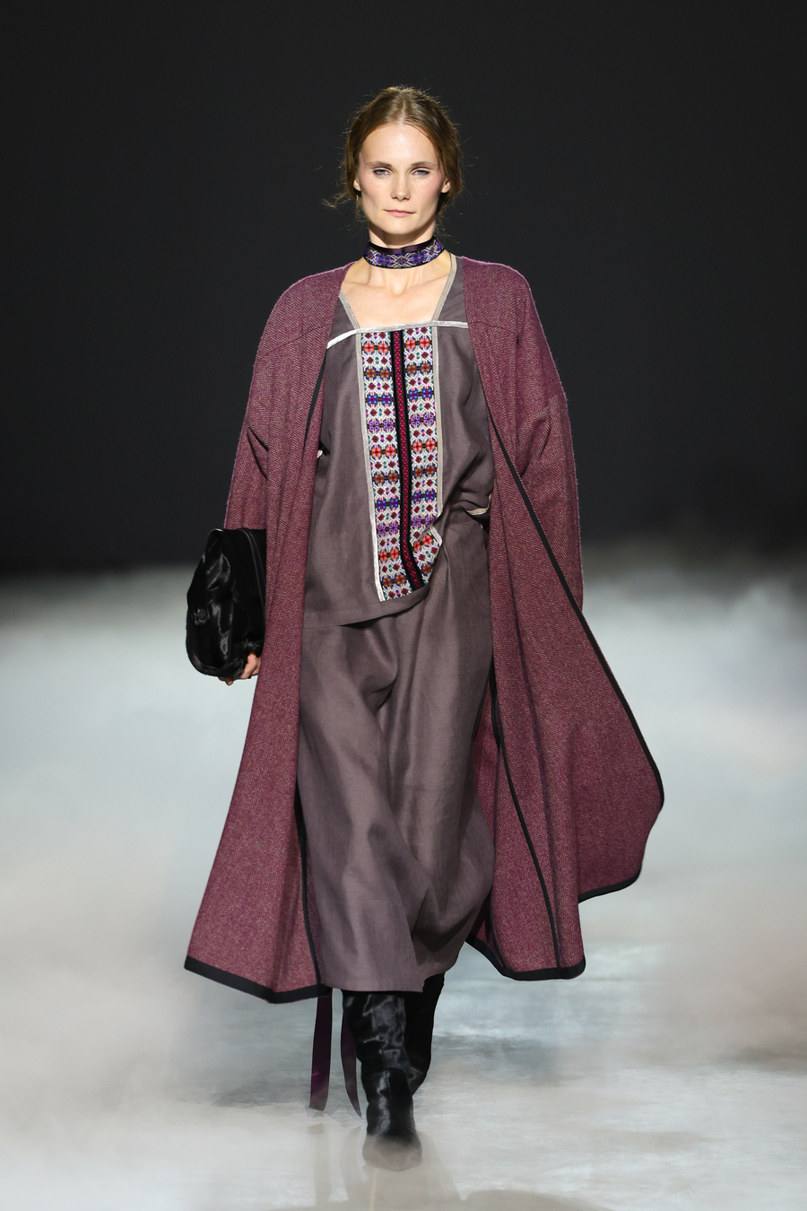 Ukrainian Fashion Week SS'27: Khrystyna Rachytska переосмислює українські сорочки в новій колекції
