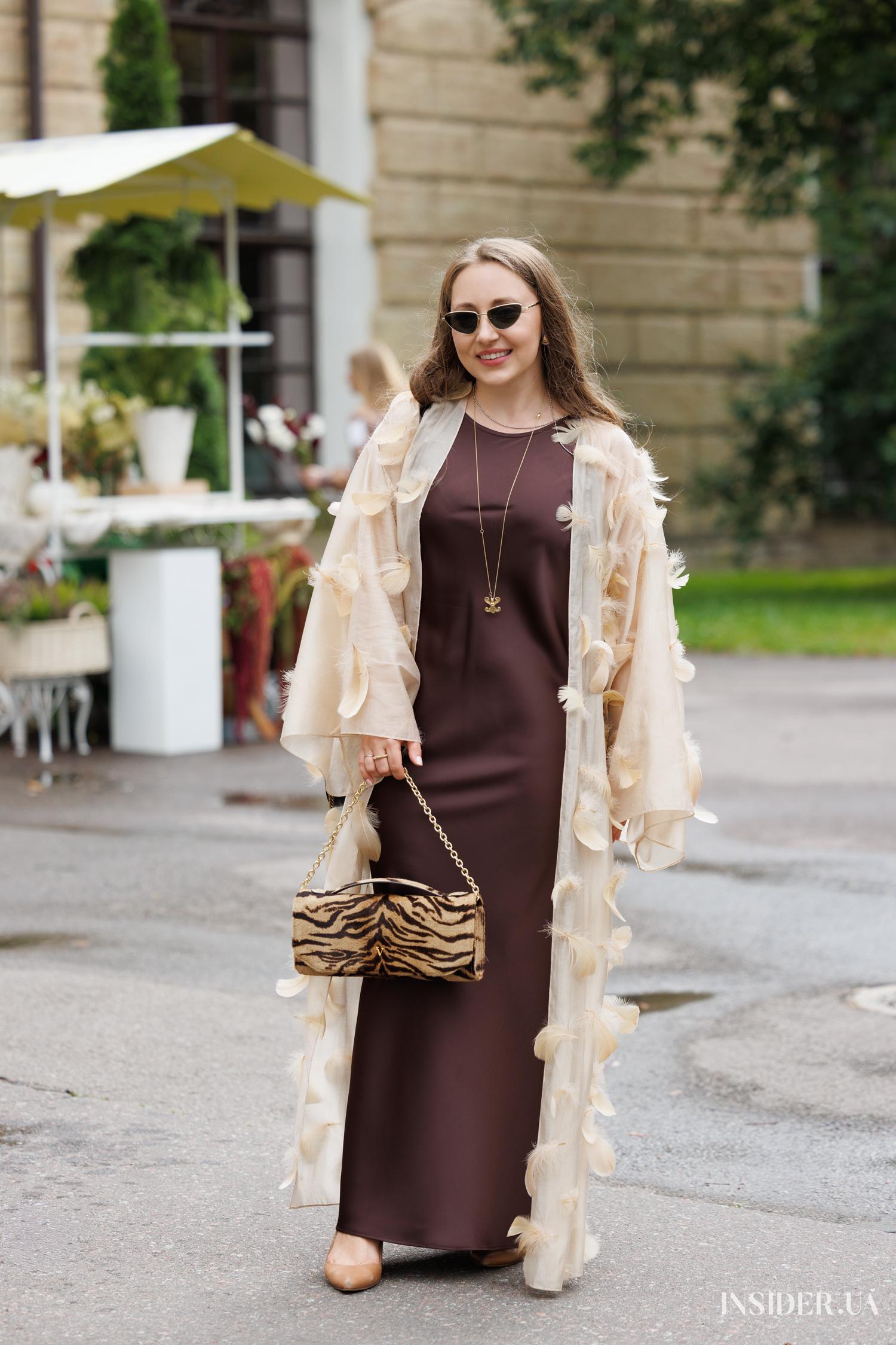 Street style UFW SS'27: Яскраві образи гостей – фешн-поради стилю 48 Оксана Рожко
