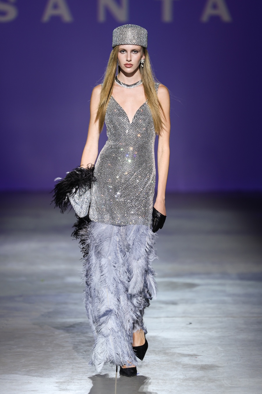 UFW SS’27: SANTA — новий must-have тренд у power dressing: скульптурний крій та ефектні об’єми для твого незабутнього образу 24 Колекція SANTA