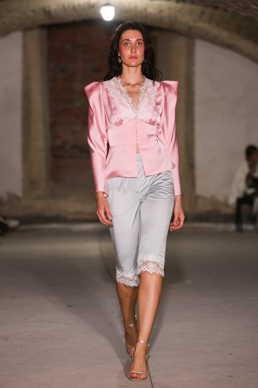 UFW SS&rsquo;27: Darja Donezz переосмислює казку мовою сучасного одягу