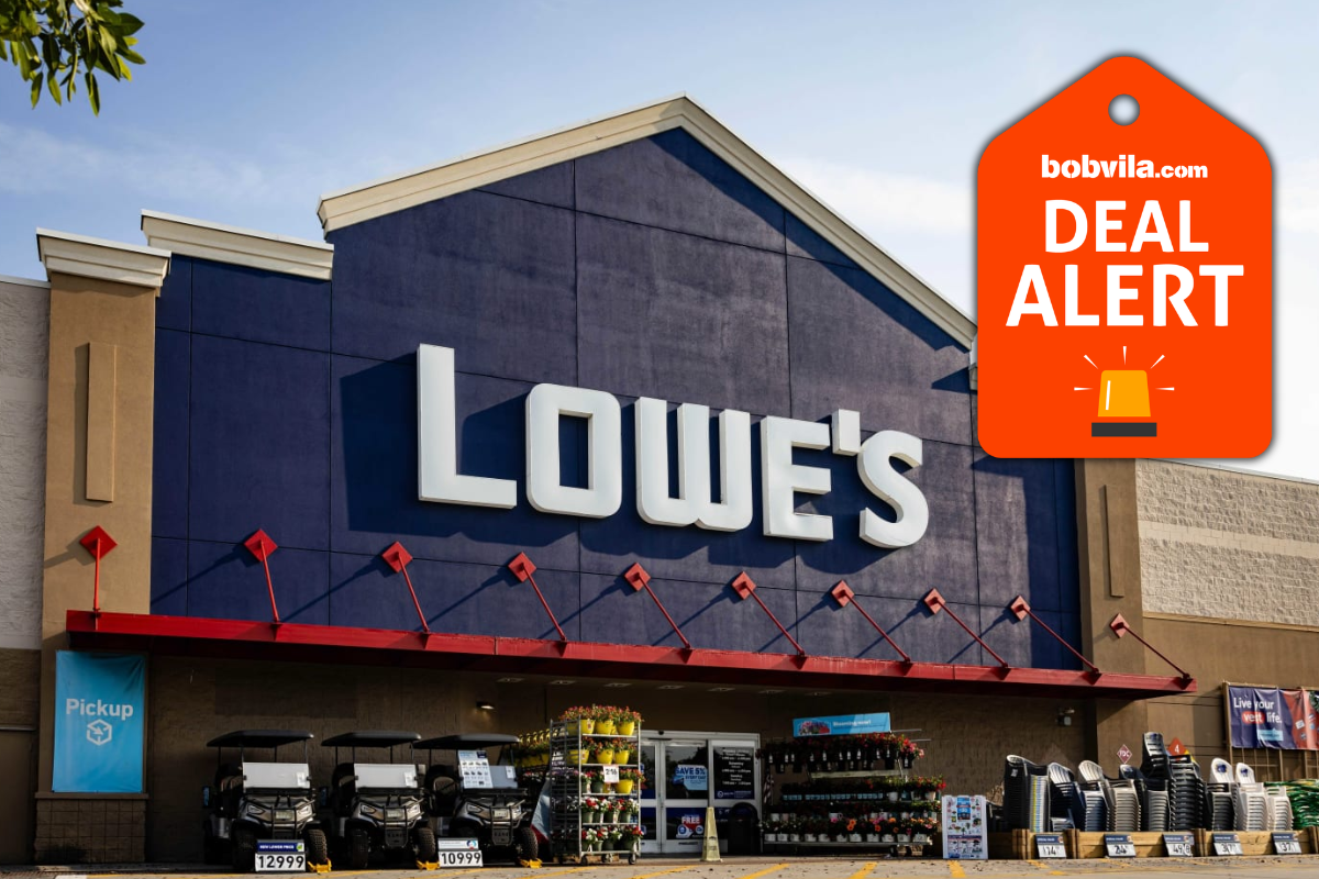 Lowe's розпродає садову техніку до Дня праці