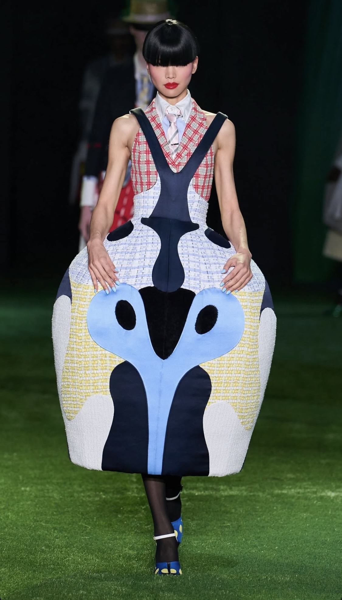 Thom Browne: фешн-симфонія комах – новий тренд сезону! 23 NYFW SS’27: Thom Browne перетворив подіум на світ комах