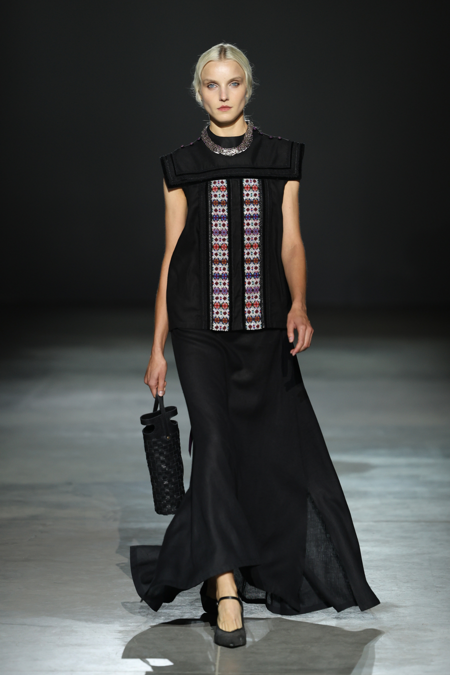Ukrainian Fashion Week SS'27: Khrystyna Rachytska переосмислює українські сорочки в новій колекції