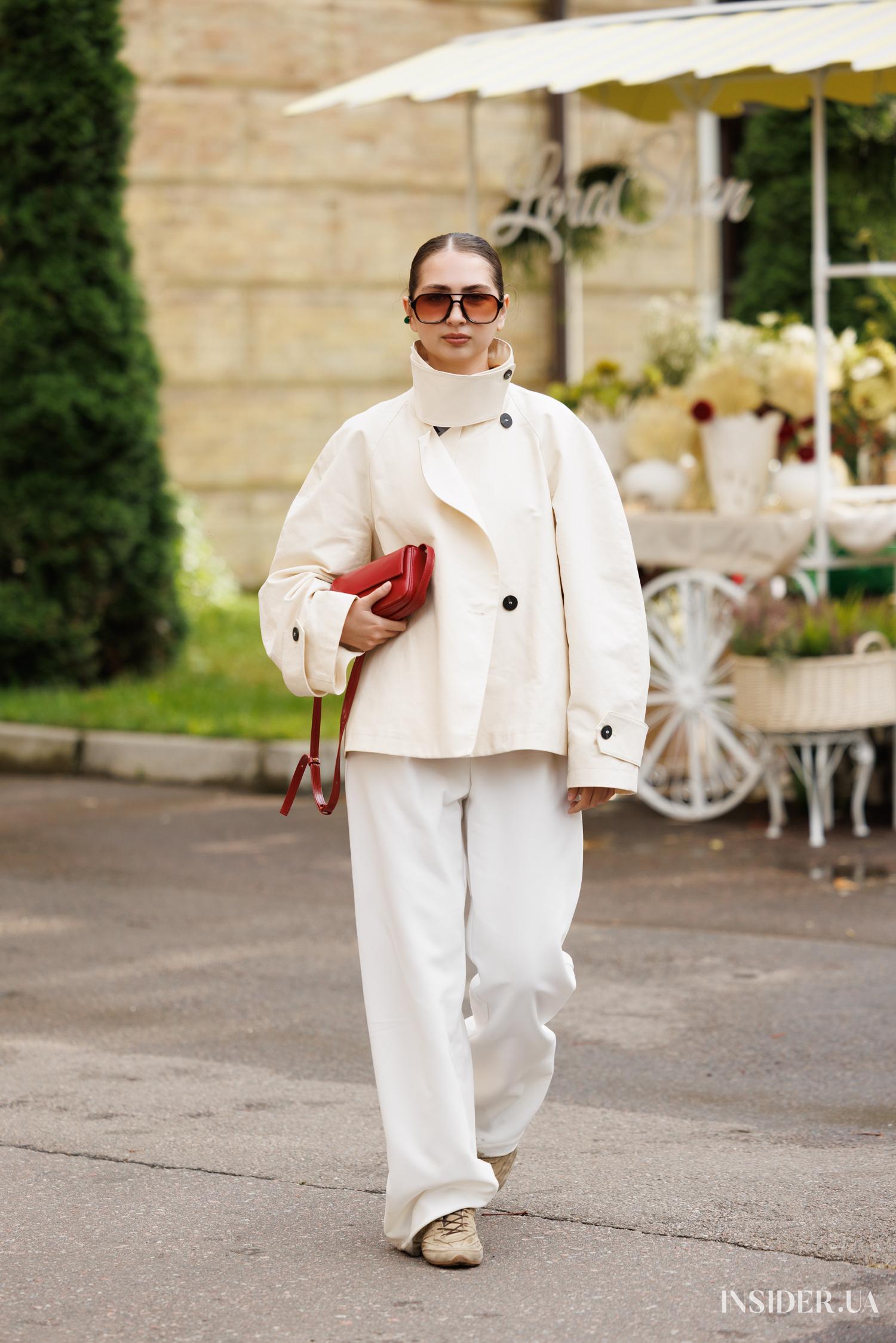 Street style UFW SS'27: Яскраві образи гостей – фешн-поради стилю 57 Вікторія Бондаренко