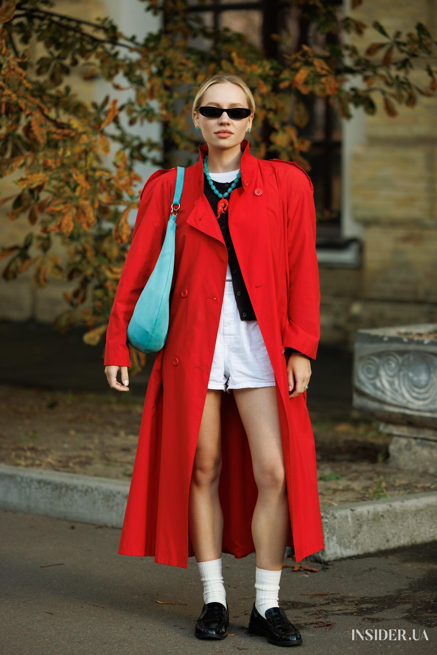 Street style UFW SS'27: Яскраві образи гостей – фешн-поради стилю 61 Вікторія Бондаренко