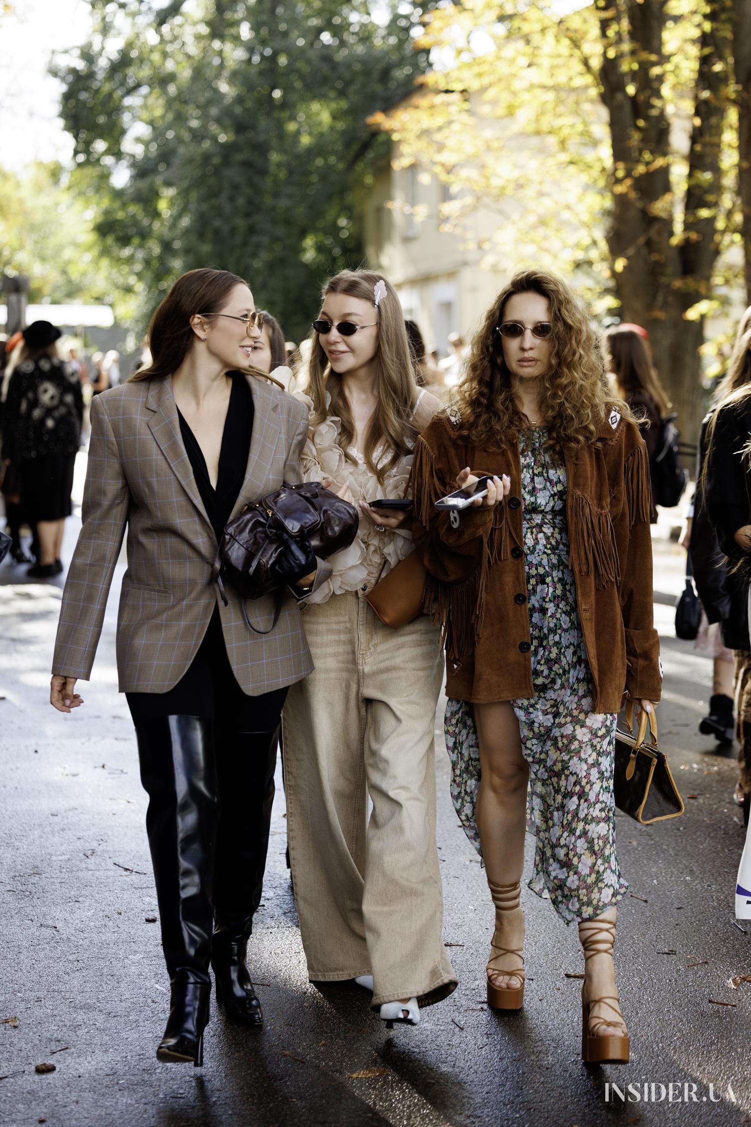 Street style UFW SS’27: головні тренди сезону та must-have образи фінального дня 54